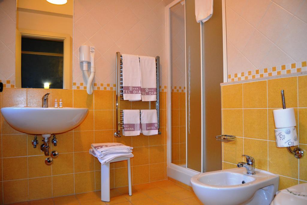 Diana Inn Accommodations Помпеи Номер фото